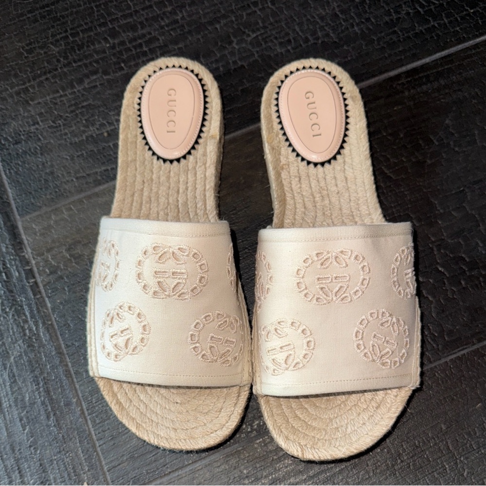 Gucci Greggio/Raw Nat/Ivoi Cream Platform Slide Sandals